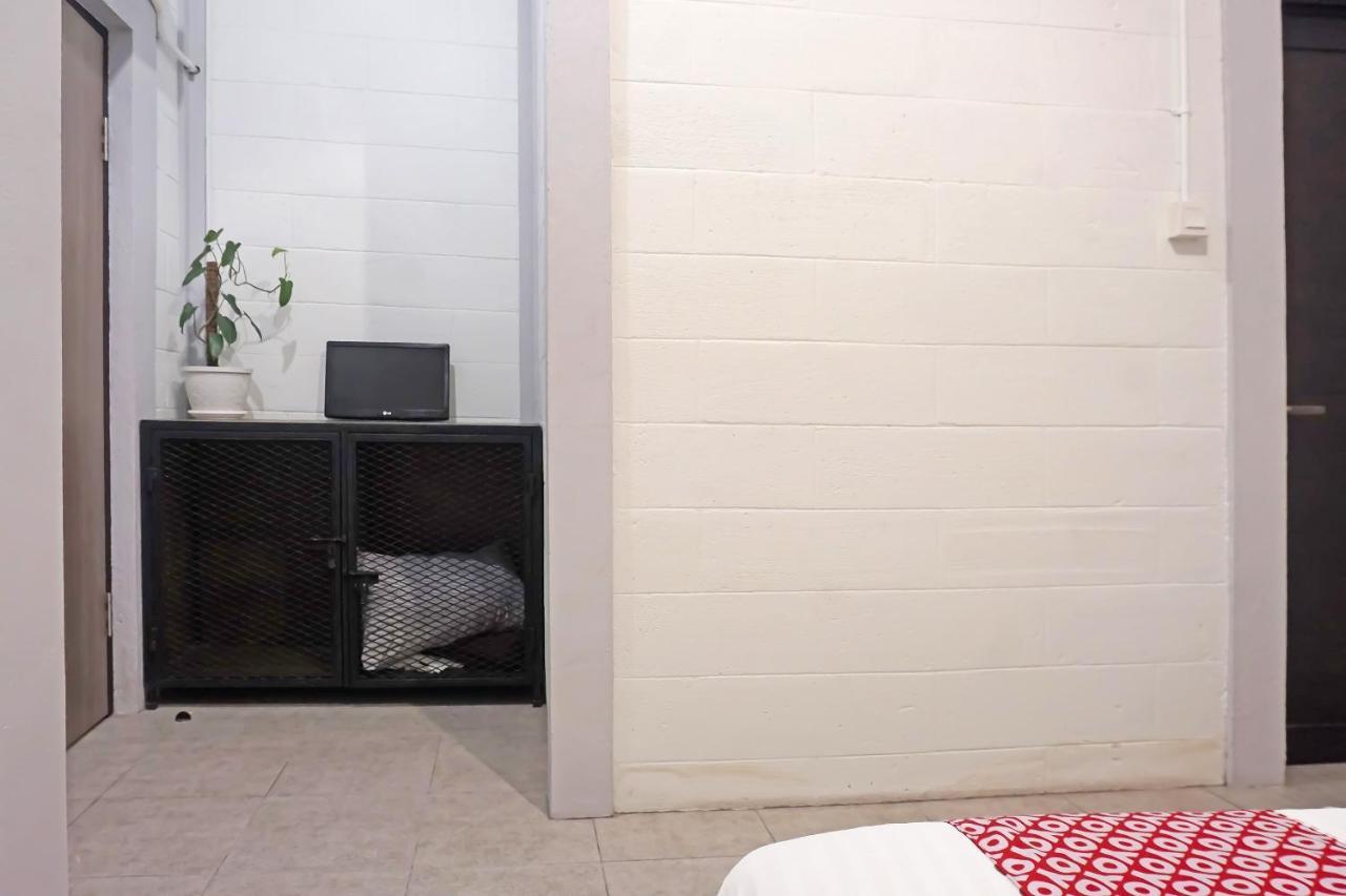 Spot On 91821 The Packer Lodge Jakarta Ngoại thất bức ảnh