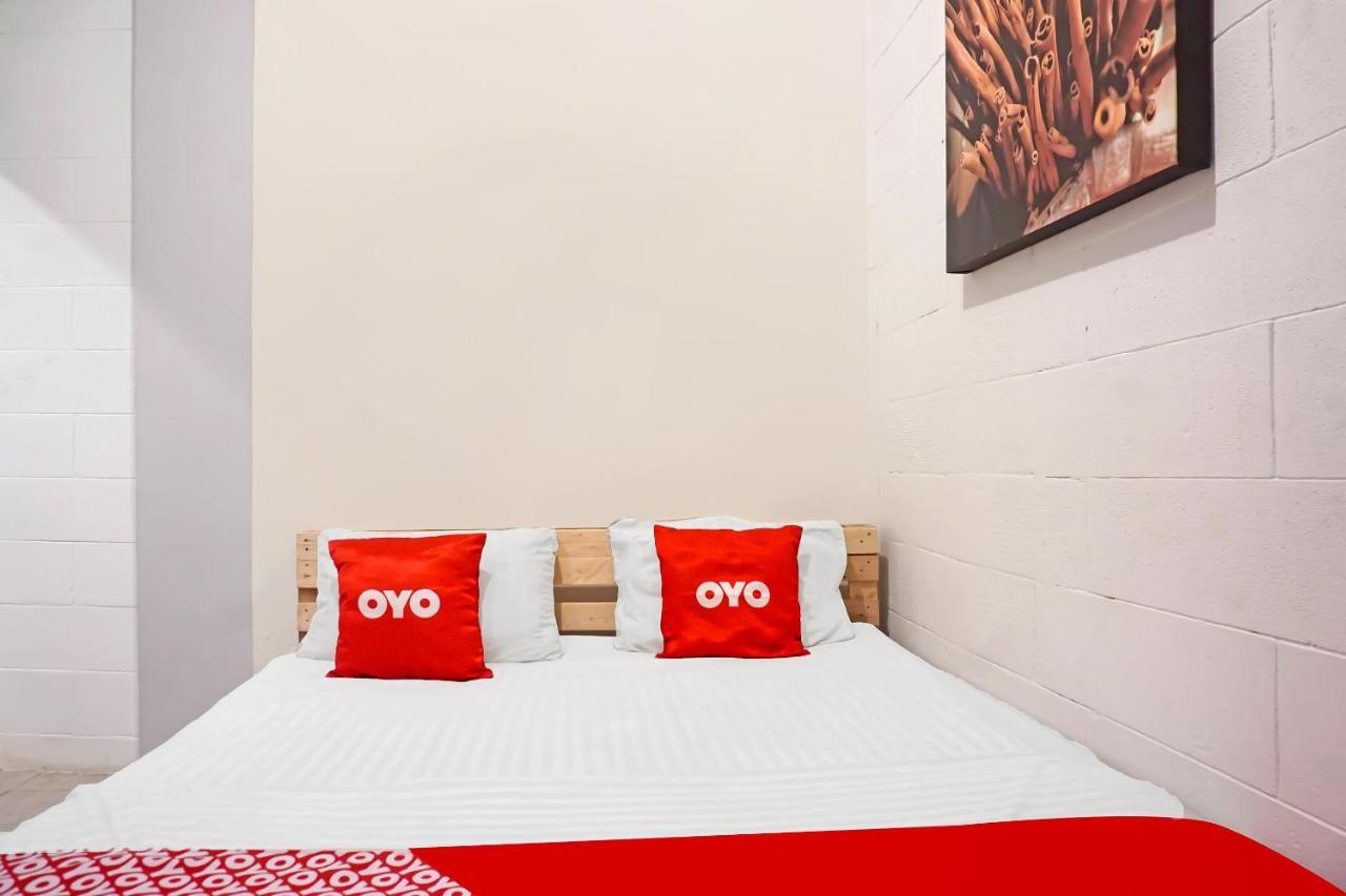 Spot On 91821 The Packer Lodge Jakarta Ngoại thất bức ảnh